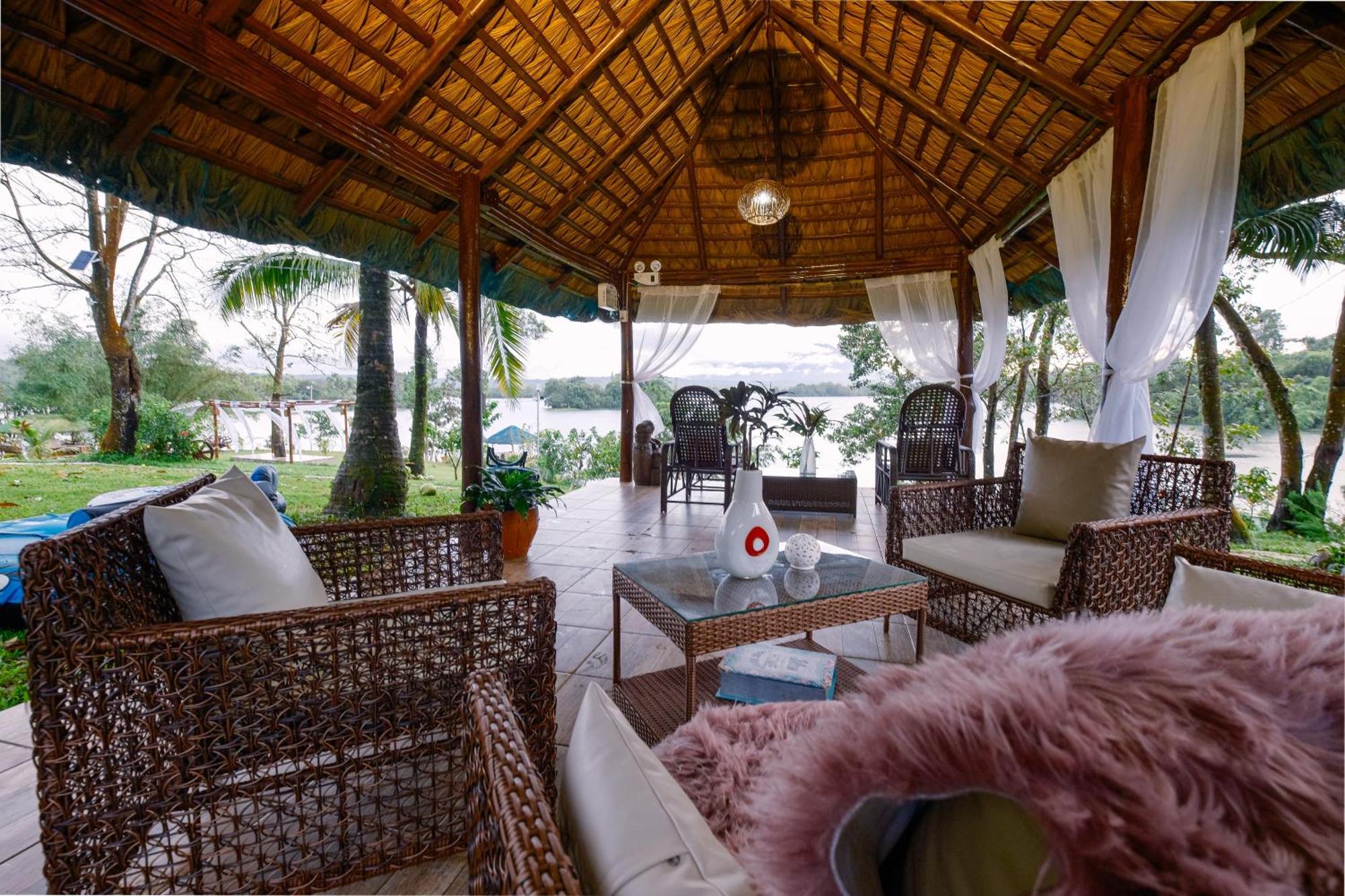 Almost Heaven Lake Resort By Cocotel Cavinti Екстер'єр фото