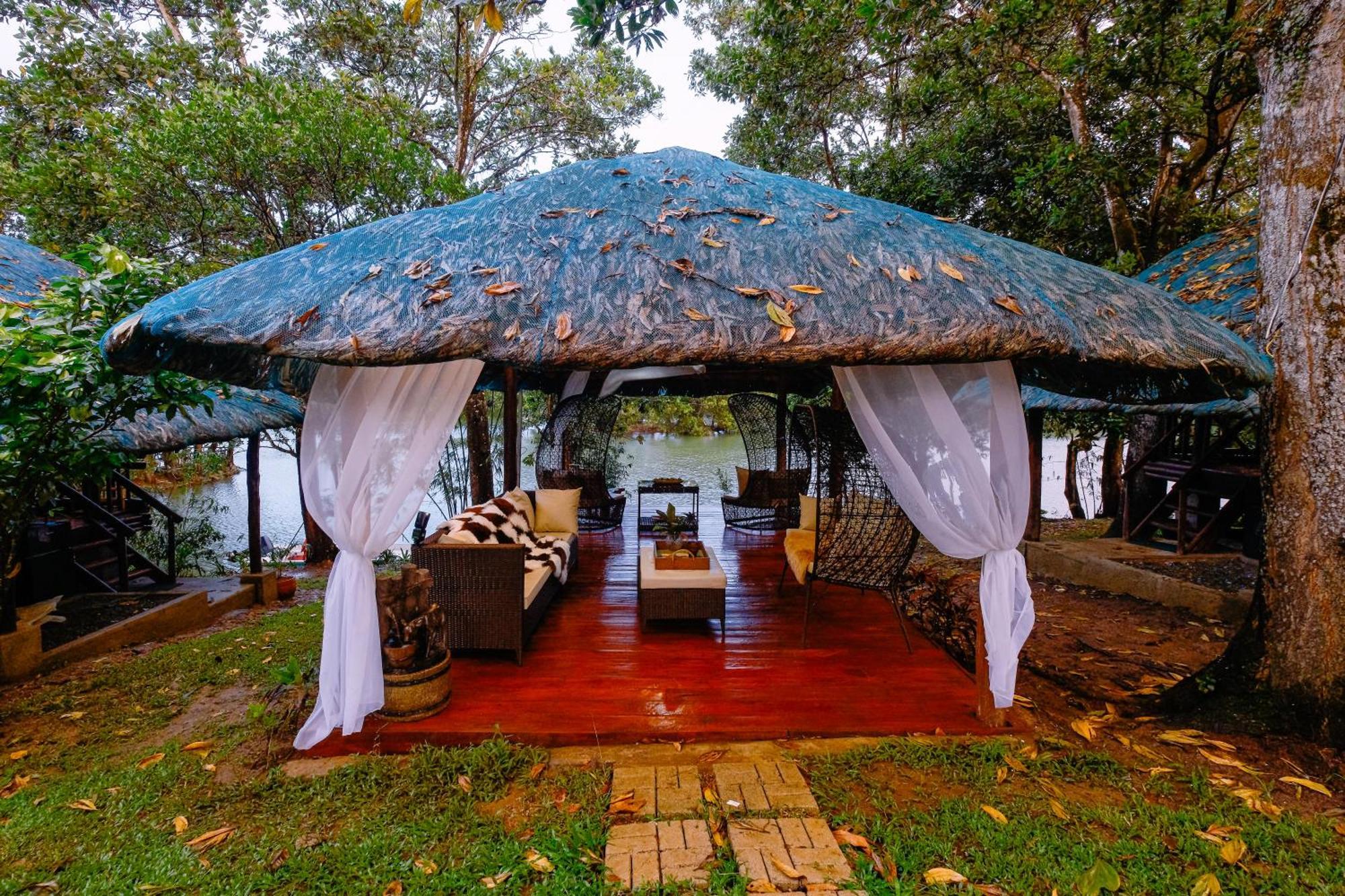 Almost Heaven Lake Resort By Cocotel Cavinti Екстер'єр фото